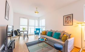 Stylish 3City Apartment With Parking In Gdansk By Noclegi Renters